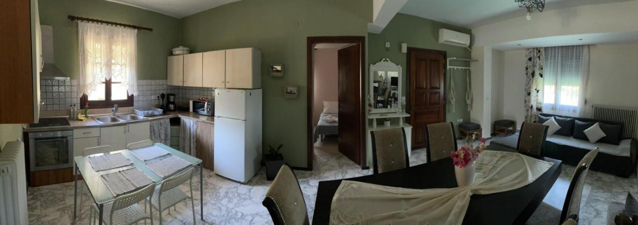 Theodoras House Guest House Nea Iraklitsa Екстериор снимка