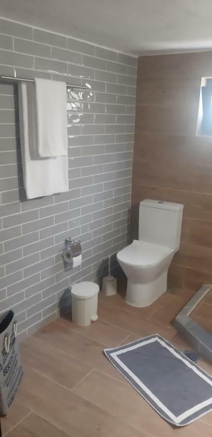 Theodoras House Guest House Nea Iraklitsa Екстериор снимка